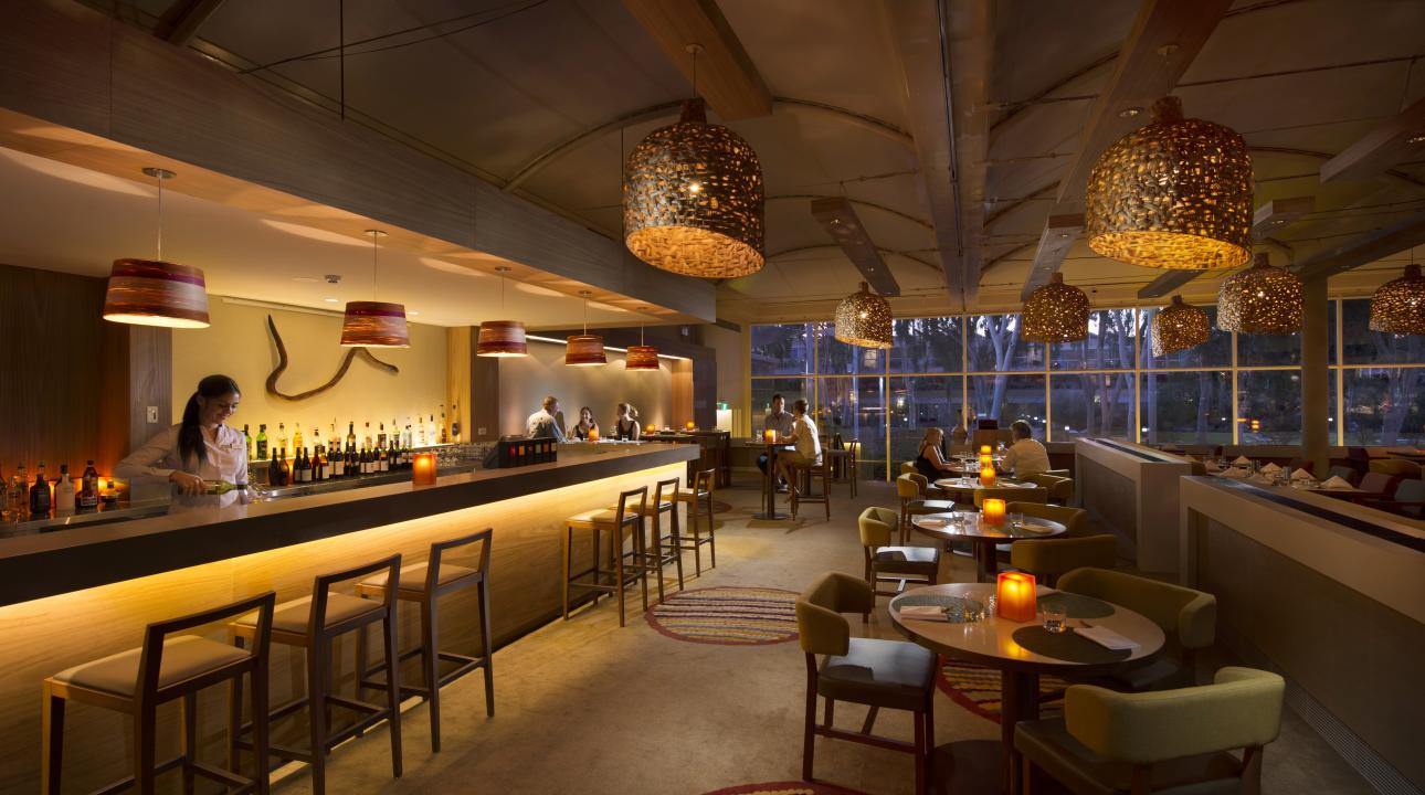 Walpa Bar & Restaurant at night